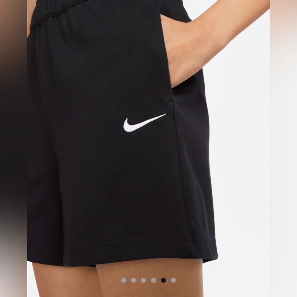 Nike Women’s XL Jersey Black High Rise Loose Fit Shorts Sportswear Pockets NWT
